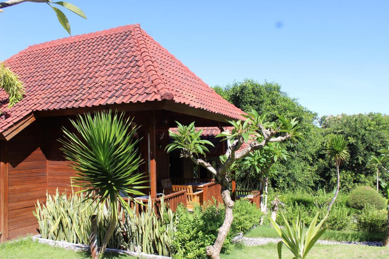 Bamboo Bungalow Jungle View Batununggul Exterior foto